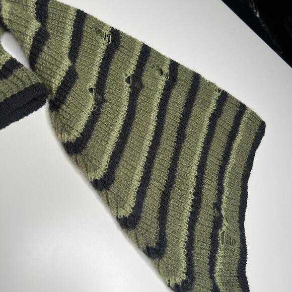 Y2K Grunge Distressed Cropped Sweater Green Black Striped Bell Sleeve Romwe M - Picture 7 of 9